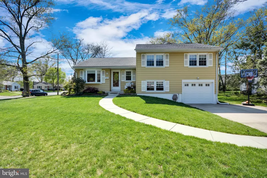 20 KENWOOD, Cherry Hill, NJ 08034