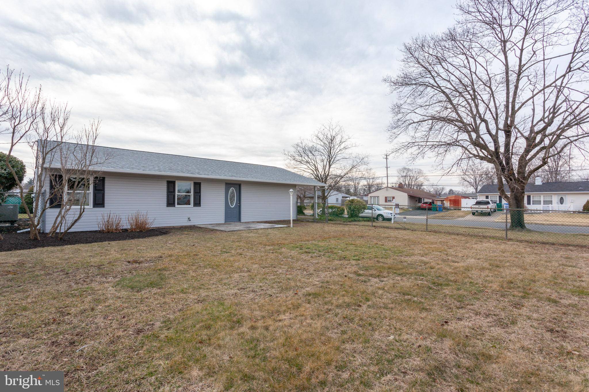 Levittown, PA 19055,38 GRAYSTONE LN