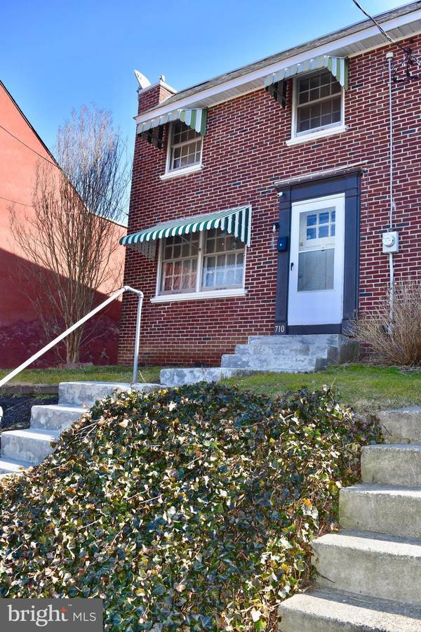 710 POPLAR ST, Lancaster, PA 17603