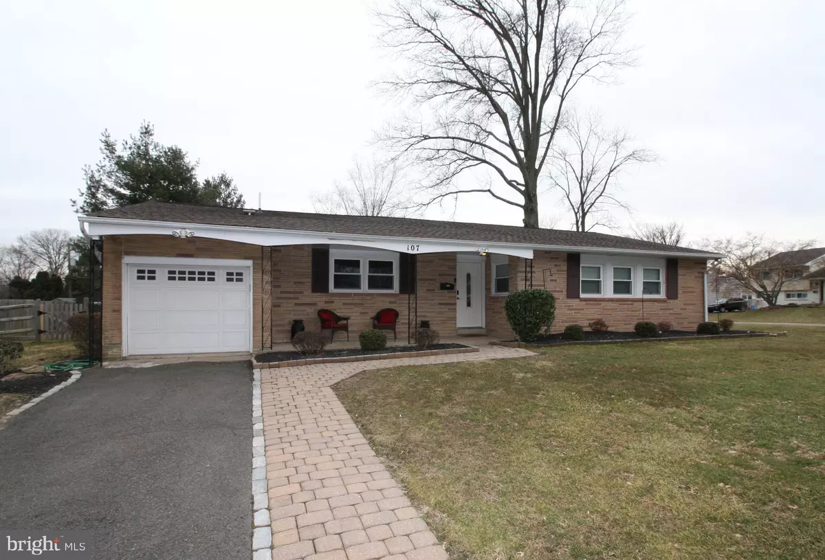 Yardley, PA 19067,107 HEDGEROW DR