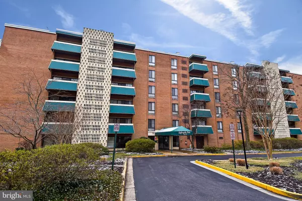 Falls Church, VA 22041,6147 LEESBURG PIKE #202