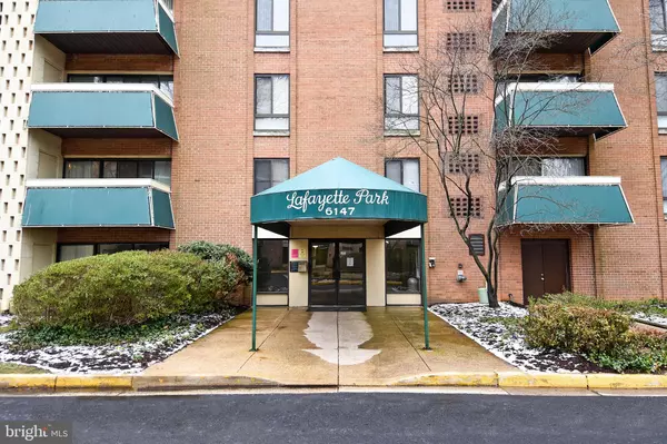 Falls Church, VA 22041,6147 LEESBURG PIKE #202