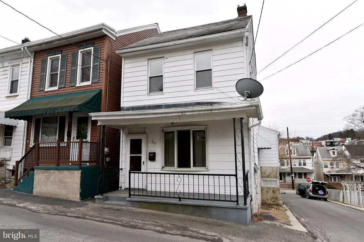 Minersville, PA 17954,223 PINE ST