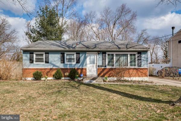 36 BETTLEWOOD RD, Marlton, NJ 08053