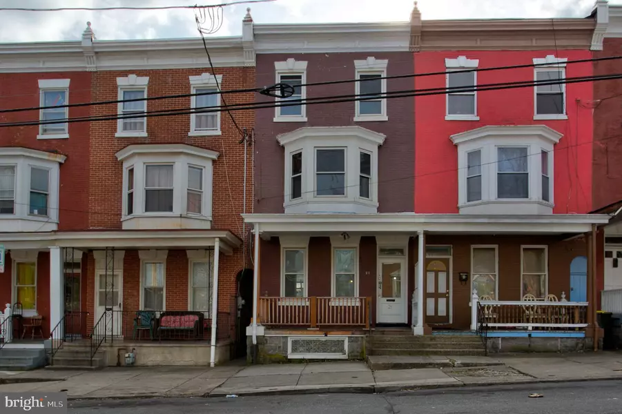 21 DAUPHIN ST, Lancaster, PA 17602