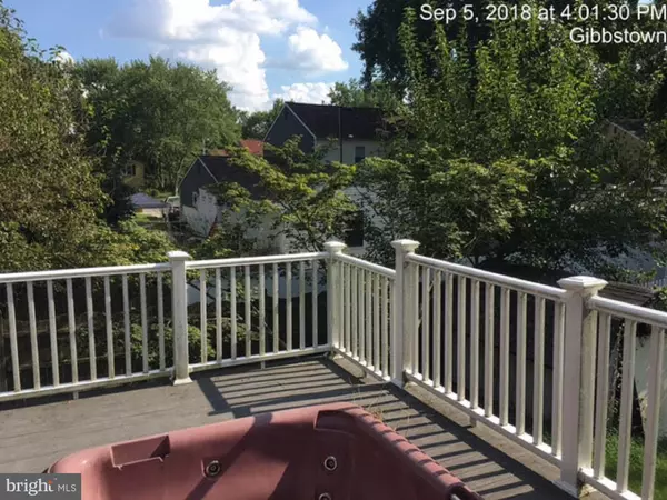 Gibbstown, NJ 08027,524 MYRTLE AVE