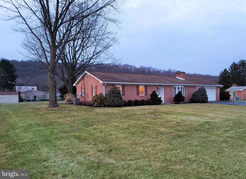 8821 OLDE SCOTLAND RD, Shippensburg, PA 17257