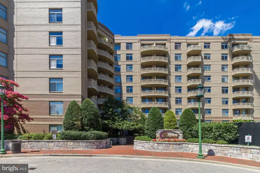 7111 WOODMONT AVE #703, Bethesda, MD 20815