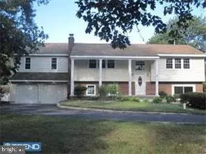 8 SPRING, Browns Mills, NJ 08015