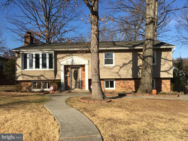 702 MAPLE RD W, Linthicum Heights, MD 21090