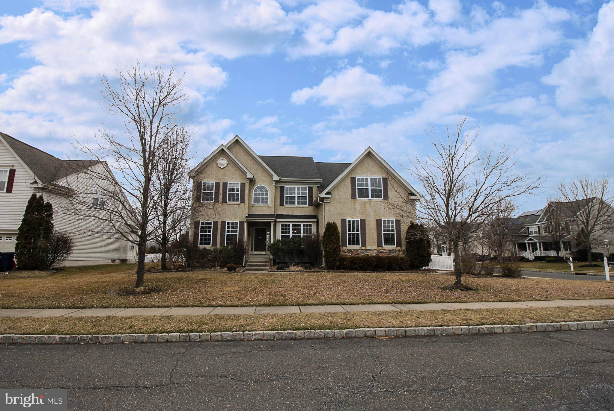 6 BANBURY RD, Lumberton, NJ 08048