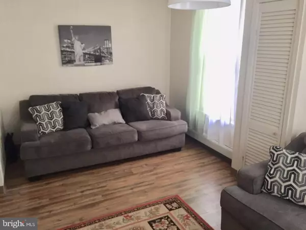 York, PA 17401,32 S WEST ST