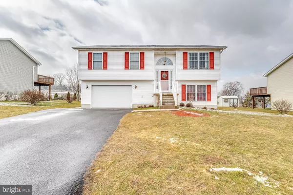 Wardensville, WV 26851,109 MULBERRY LN