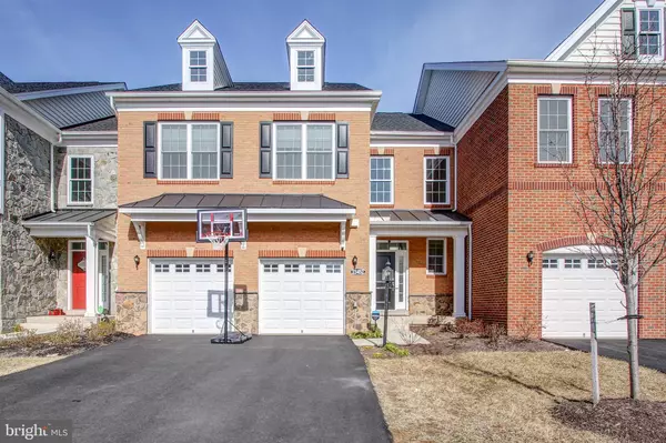 23452 LONGOLLEN WOODS TER, Ashburn, VA 20148