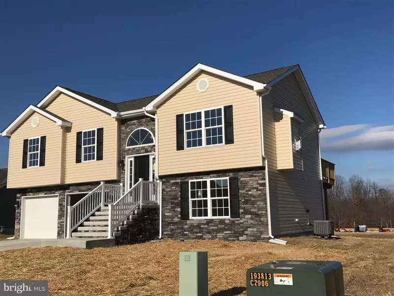 165 JABEZ DR, Martinsburg, WV 25405