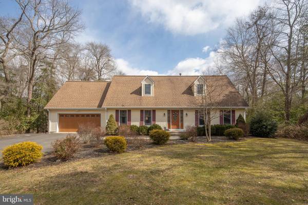 31 FALCON DR, Southampton, NJ 08088