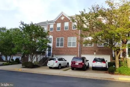 2923 HUNTERS GLEN WAY, Fairfax, VA 22031