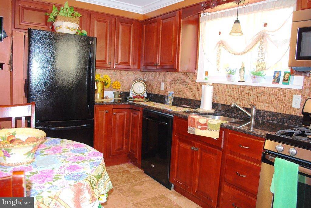 Drexel Hill, PA 19026,913 MASON AVE