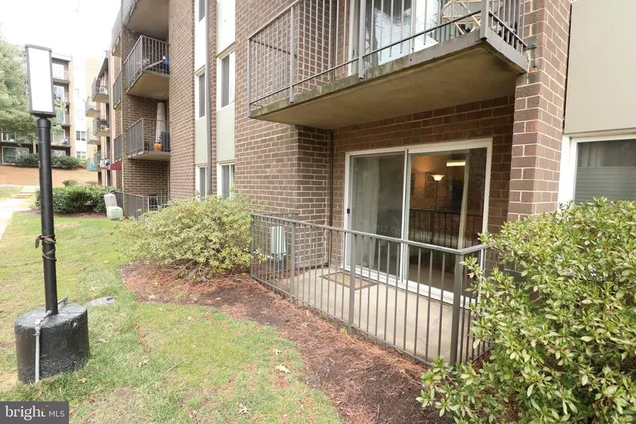 75 S REYNOLDS ST #111, Alexandria, VA 22304