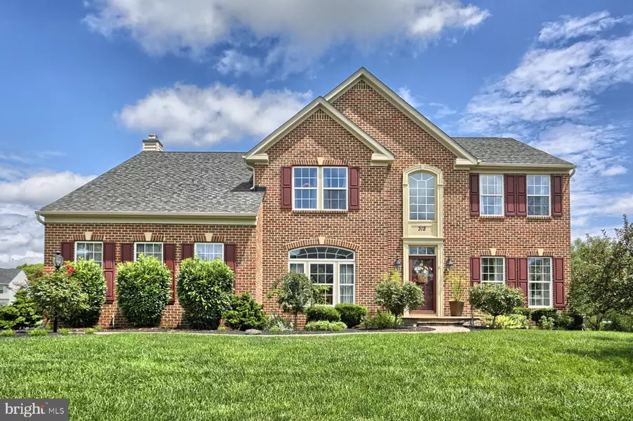 312 CLOUDLESS SKY DR, Mechanicsburg, PA 17050