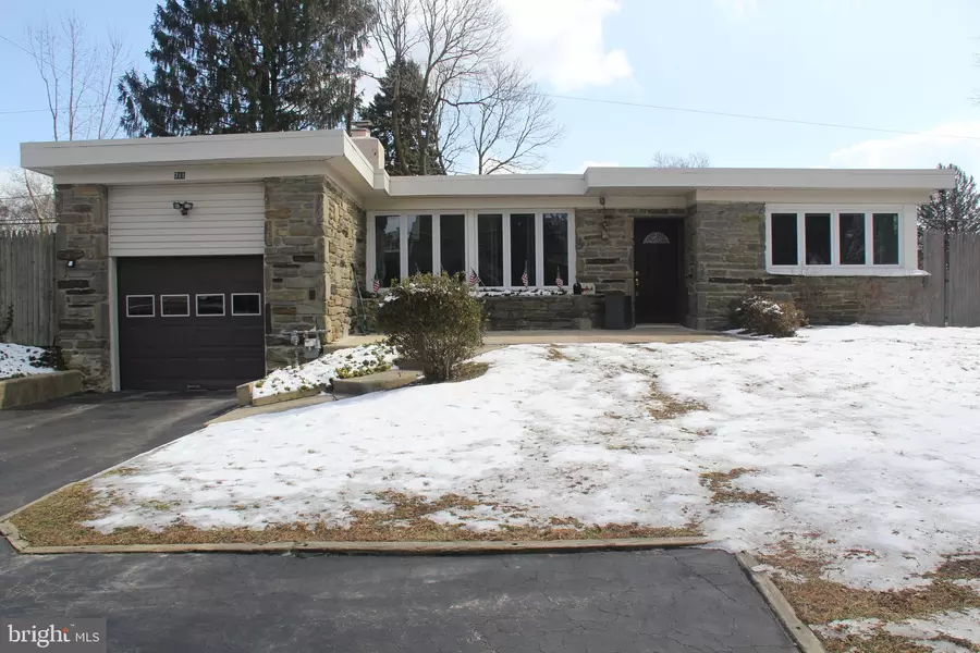 711 CEDAR GROVE RD, Broomall, PA 19008