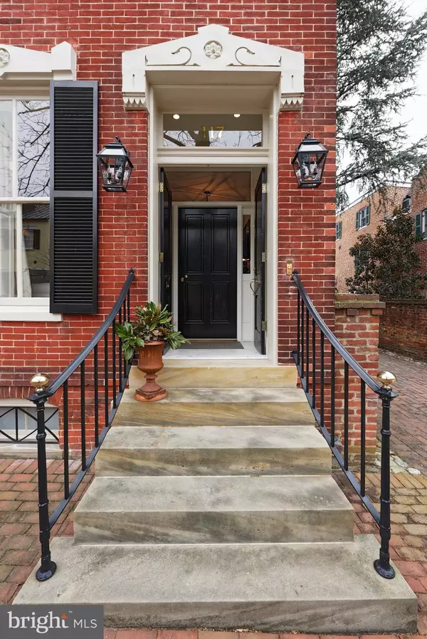 Alexandria, VA 22314,117 S LEE ST