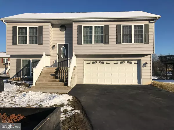 132 FREIGHT CAR CIRCLE,  Bunker Hill,  WV 25413