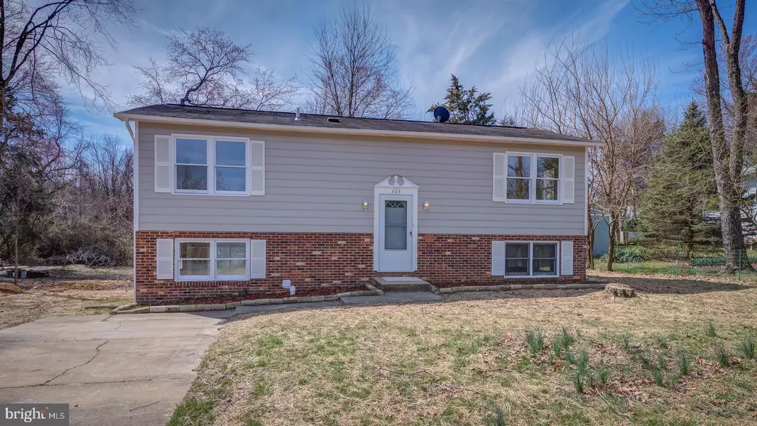 303 VIA DE ROSA DR, Stafford, VA 22554