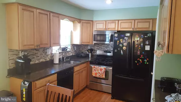 Philadelphia, PA 19114,4245 CARTERET DR