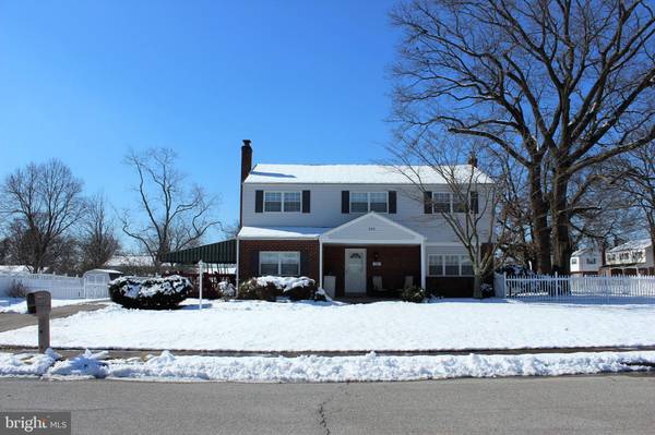 332 CAMBRIDGE RD, Plymouth Meeting, PA 19462