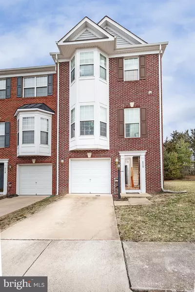 220 HAWKS VIEW SQ SE, Leesburg, VA 20175