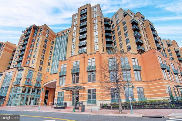 2720 S ARLINGTON MILL DR #717, Arlington, VA 22206