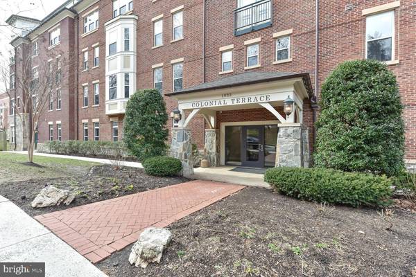 1633 N COLONIAL TER #204, Arlington, VA 22209