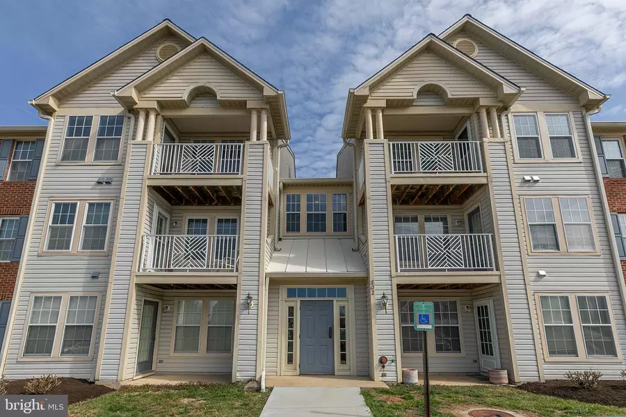 702 ORCHARD OVERLOOK #202, Odenton, MD 21113