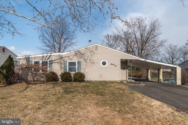 32 GENTLE RD, Levittown, PA 19057