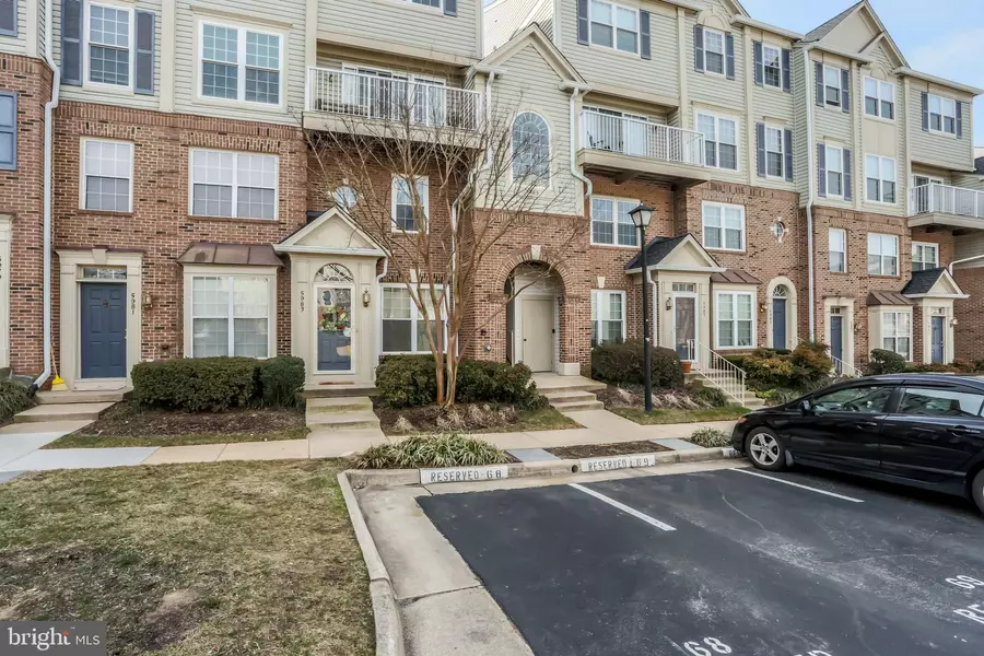 5985-C TERRAPIN PL #301, Alexandria, VA 22310