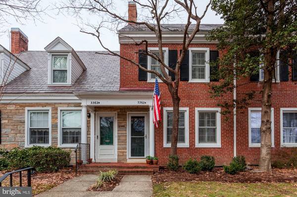 3362 S WAKEFIELD ST #A, Arlington, VA 22206