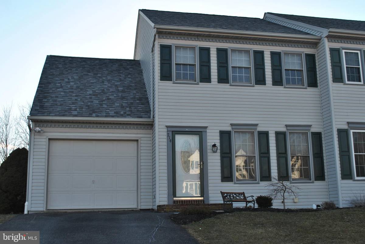 Elizabethtown, PA 17022,714 FIELDSTONE LN