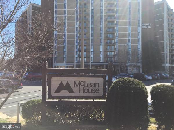 6800 FLEETWOOD RD #812, Mclean, VA 22101