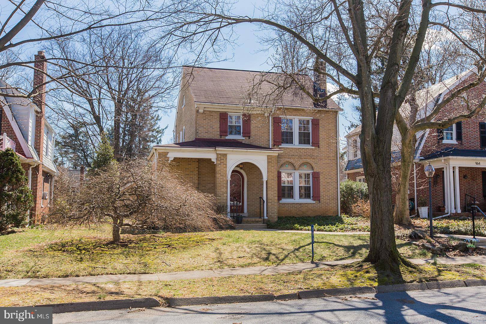 Lancaster, PA 17601,970 HELEN AVE