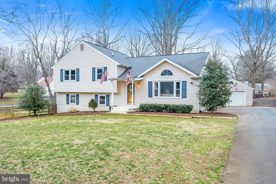 7147 WESTMORELAND DR, Warrenton, VA 20187