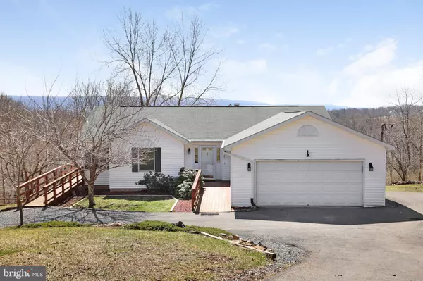 Berkeley Springs, WV 25411,9 SAPPHIRE LN