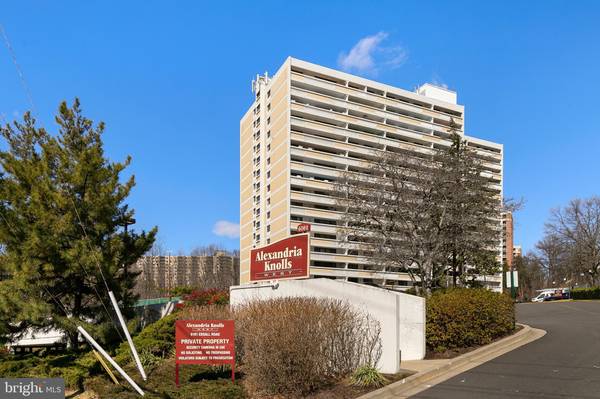 6101 EDSALL RD #405, Alexandria, VA 22304