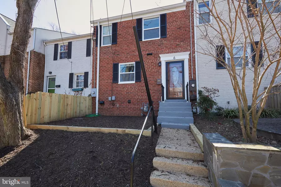 6 ANCELL ST, Alexandria, VA 22305