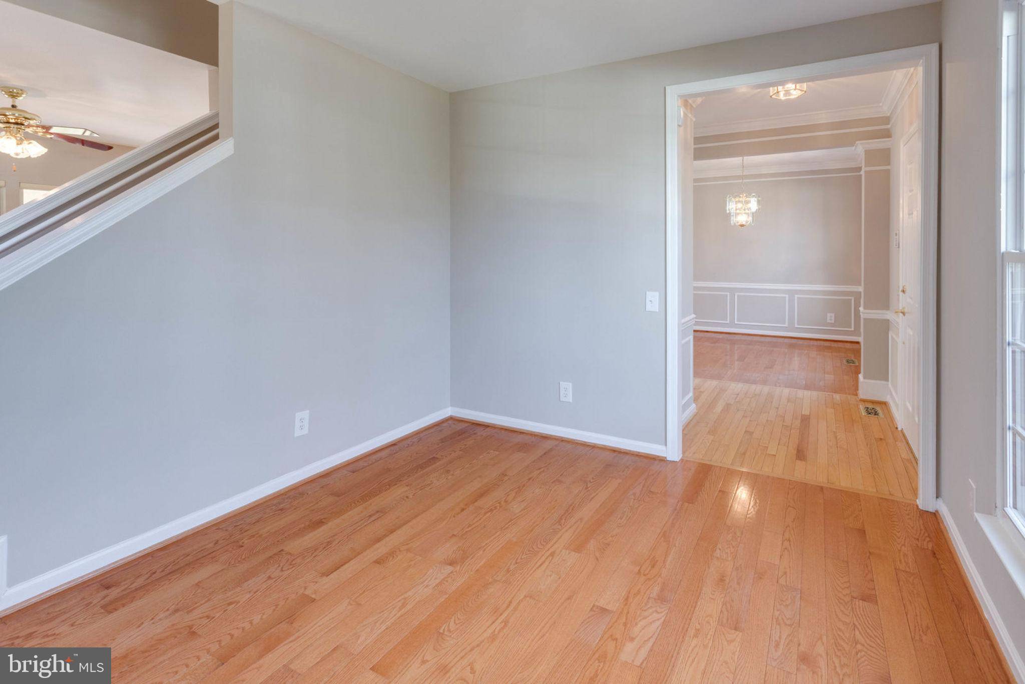 Woodbridge, VA 22193,5692 BRAZILNUT CT