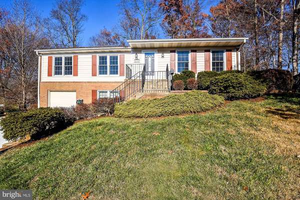 8312 CHARTWELL CT, Annandale, VA 22003