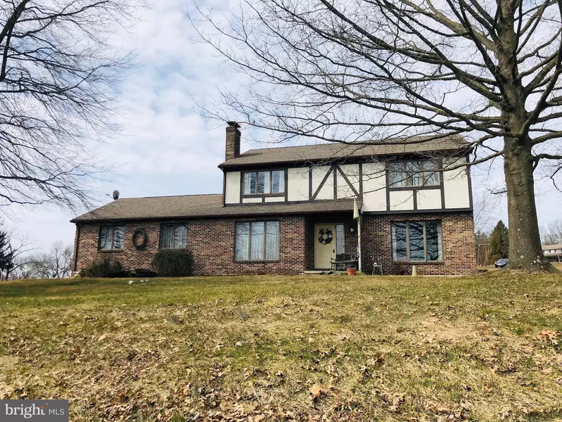 40 SAINT MICHAELS RD, Hamburg, PA 19526