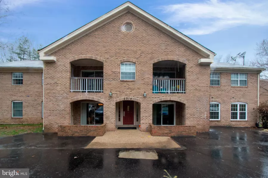 5914 COVE LANDING RD #204, Burke, VA 22015