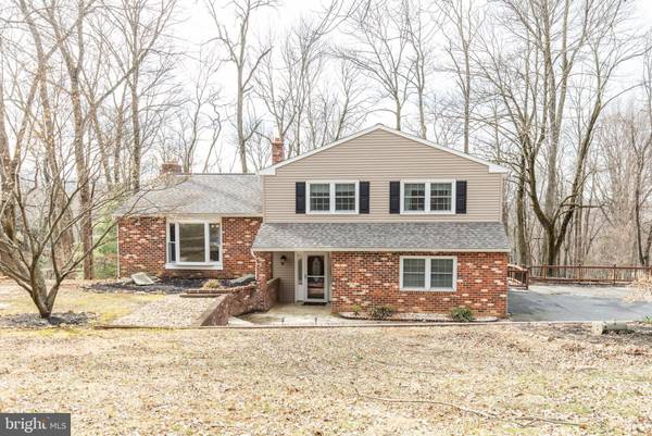 1011 VALLEYBROOK RD, Garnet Valley, PA 19061