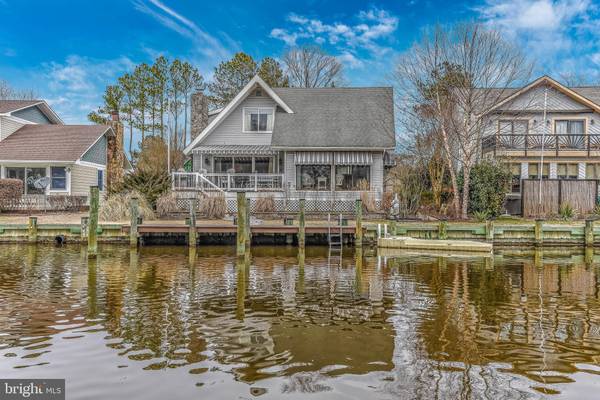 8 CARRIAGE LN, Ocean Pines, MD 21811